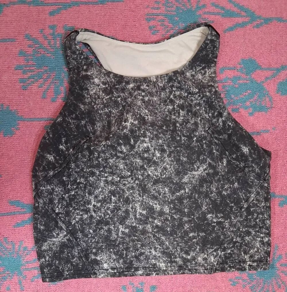 Lululemon womens size 8 invigorate train tank sports bra gray markled hi line
